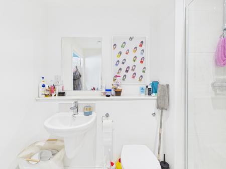 1 bedroom Flat to let in George Street, Wakefield, WF1