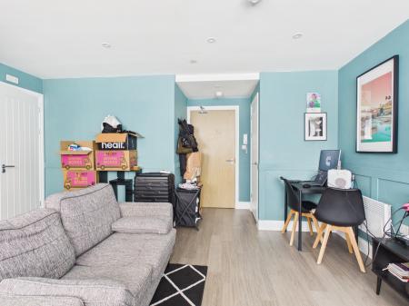 1 bedroom Flat to let in George Street, Wakefield, WF1