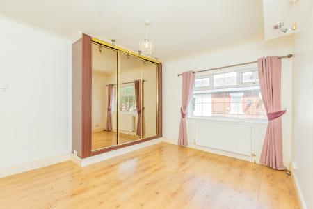 2 bedroom Detached house to let in Leonard Street, Warrington, WA2