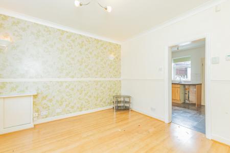 2 bedroom Detached house to let in Leonard Street, Warrington, WA2