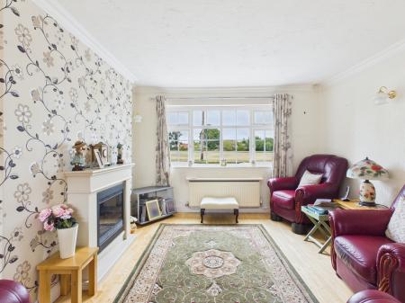 3 bedroom Semi-detached house for sale in Burns Grove, Orford, Warrington, WA2