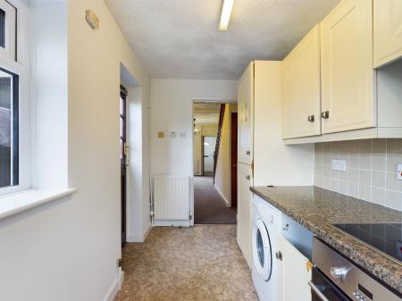 2 bedroom Terraced House to let in Warrington Road, Penketh, Warrington, WA5