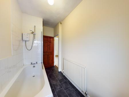 2 bedroom Terraced House to let in Warrington Road, Penketh, Warrington, WA5
