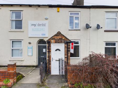 Warrington Road, Penketh, Warrington, WA5