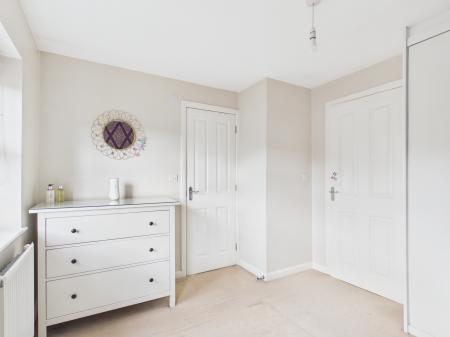 3 bedroom Semi-detached house to let in Jamestown Avenue Warrington, Great Sankey, Warrington, WA5