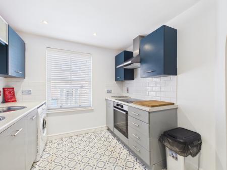 2 bedroom Flat to let in Bovey Court, Warrington, WA1