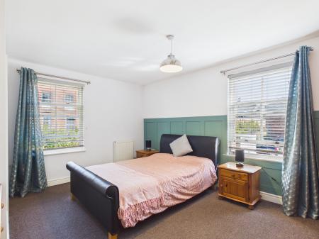 2 bedroom Flat to let in Bovey Court, Warrington, WA1