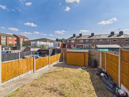 2 bedroom End of terrace house to let in Ottowa Gardens, Latchford, Warrington, WA4