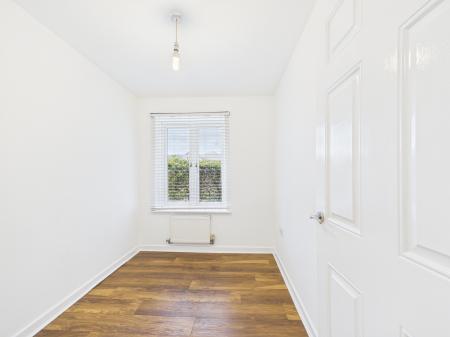2 bedroom Flat to let in Cherry Court, Warrington, WA1