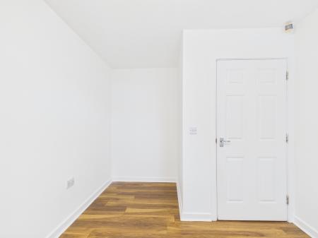 2 bedroom Flat to let in Cherry Court, Warrington, WA1