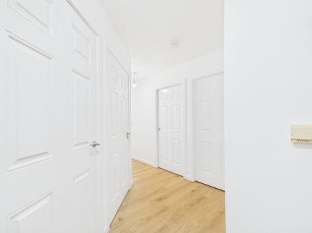2 bedroom Flat to let in Cherry Court, Warrington, WA1