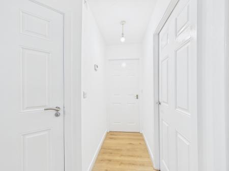2 bedroom Flat to let in Cherry Court, Warrington, WA1