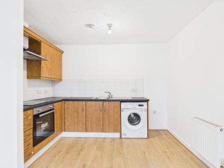 2 bedroom Flat to let in Cherry Court, Warrington, WA1