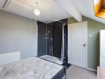 1 bedroom Semi-detached house to let in Hatchmere Close, Bewsey, Warrington, WA5