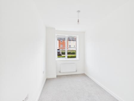 2 bedroom Flat to let in Rylands Drive, Orford, Warrington, WA2