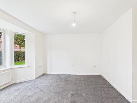 2 bedroom Flat to let in Rylands Drive, Orford, Warrington, WA2