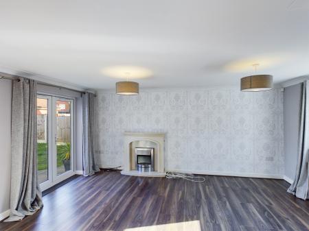 3 bedroom Semi-detached house to let in Southwold Crescent, Great Sankey, Warrington, WA5