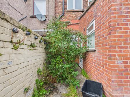3 bedroom Terraced House for sale in Crab Street, St Helens, WA10
