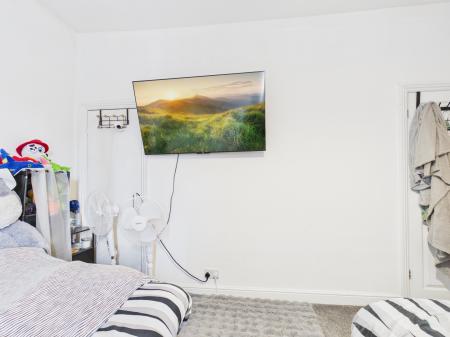 3 bedroom Terraced House for sale in Crab Street, St Helens, WA10
