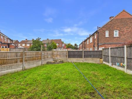 2 bedroom Semi-detached house for sale in Harvey Avenue, St Helens, WA12