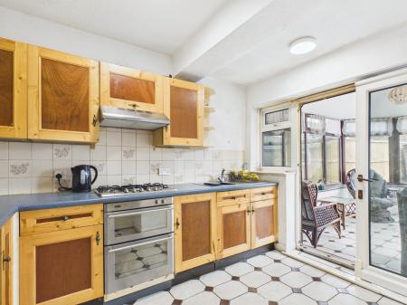 3 bedroom Semi-detached house for sale in Fitzwalter Road, Woolston, Warrington, WA1