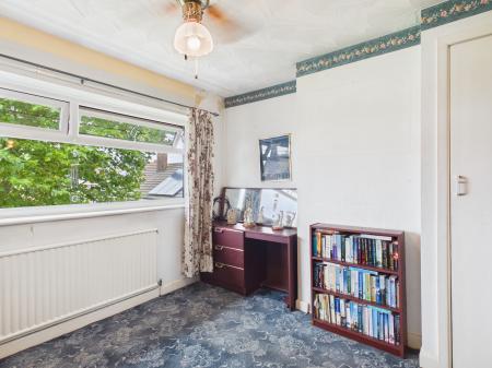 3 bedroom Semi-detached house for sale in Fitzwalter Road, Woolston, Warrington, WA1
