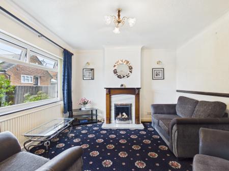 3 bedroom Semi-detached house for sale in Fitzwalter Road, Woolston, Warrington, WA1