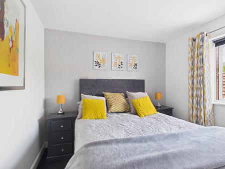 4 bedroom Detached house to let in Lady Richeld Close, Runcorn, WA7