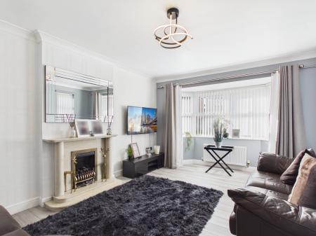 4 bedroom Detached house to let in Lady Richeld Close, Runcorn, WA7
