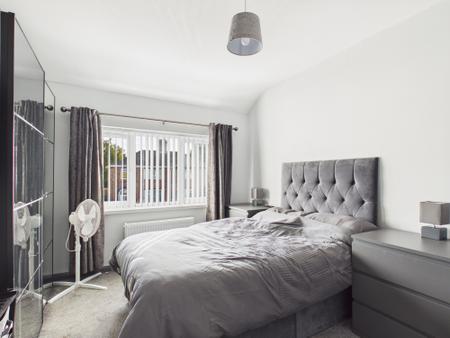 3 bedroom Semi-detached house for sale in Whitley Avenue, Warrington, WA4