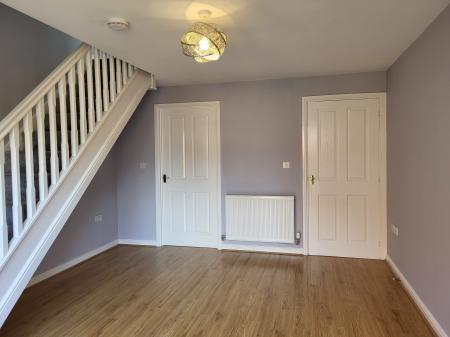 2 bedroom Mews house to let in Glossop Close, Warrington, WA1