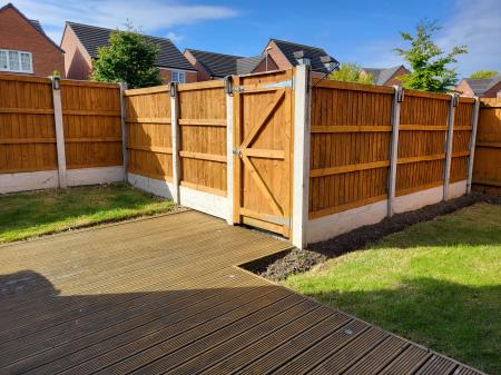 2 bedroom Mews house to let in Glossop Close, Warrington, WA1