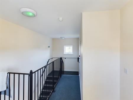 2 bedroom Flat to let in Phoenix Place, Great Sankey, Warrington, WA5