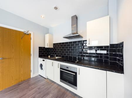 1 bedroom Flat to let in Castleview, Halton, Runcorn, WA7