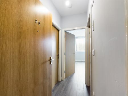 1 bedroom Flat to let in Castleview, Halton, Runcorn, WA7