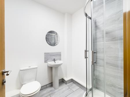 1 bedroom Flat to let in Castleview, Halton, Runcorn, WA7