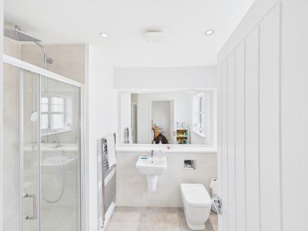 4 bedroom Detached house for sale in Astor Drive, Grappenhall, WA4