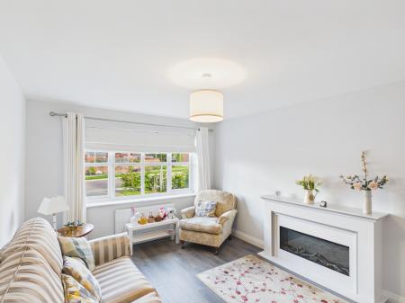 4 bedroom Detached house for sale in Astor Drive, Grappenhall, WA4