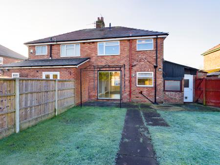 3 bedroom Semi-detached house to let in West Drive, Great Sankey, Warrington, WA5