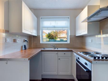 3 bedroom Semi-detached house to let in West Drive, Great Sankey, Warrington, WA5