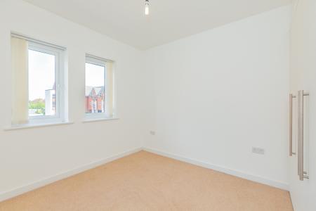 2 bedroom Flat to let in Louisiana Drive, Great Sankey, Warrington, WA5