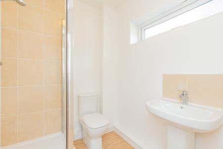2 bedroom Flat to let in Louisiana Drive, Great Sankey, Warrington, WA5