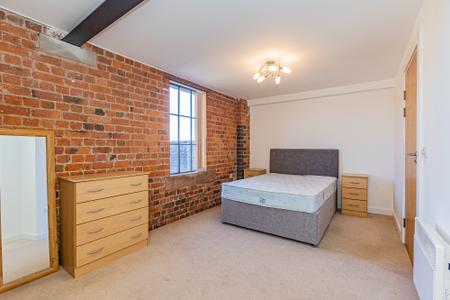 2 bedroom Flat to let in The Clock Tower, Elphins Drive, Warrington, WA4
