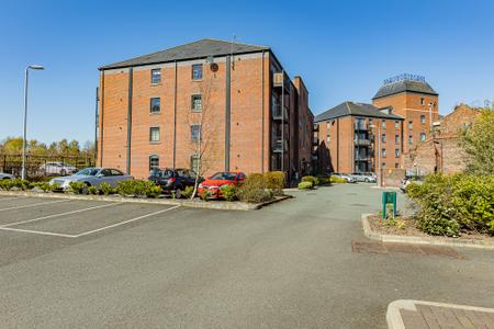 2 bedroom Flat to let in The Clock Tower, Elphins Drive, Warrington, WA4