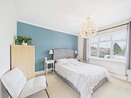 3 bedroom Semi-detached house for sale in Blundells Road, Tilehurst, Reading, RG30