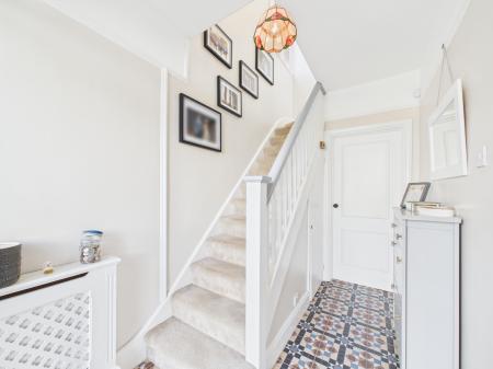 3 bedroom Semi-detached house for sale in Blundells Road, Tilehurst, Reading, RG30