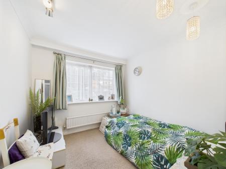 4 bedroom Detached house for sale in Boundary Close, Tilehurst, Reading, RG31