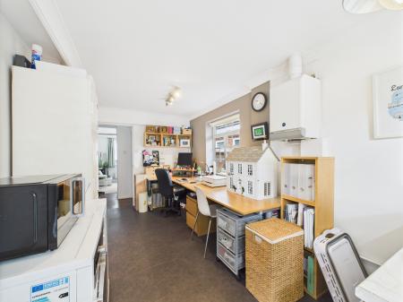 4 bedroom Detached house for sale in Boundary Close, Tilehurst, Reading, RG31