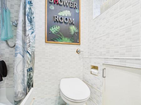 4 bedroom Detached house for sale in Boundary Close, Tilehurst, Reading, RG31