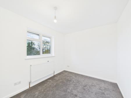 4 bedroom Semi-detached house for sale in Cheddington Close, Tilehurst, Reading, RG30